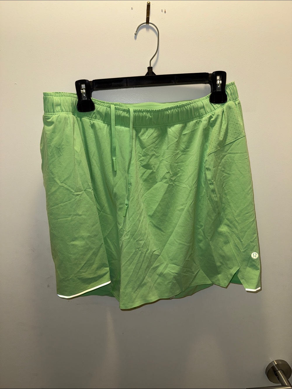 Lululemon Light Green Men’s Athletic Shorts